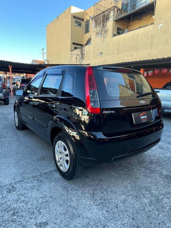 FORD Fiesta Hatch - Foto