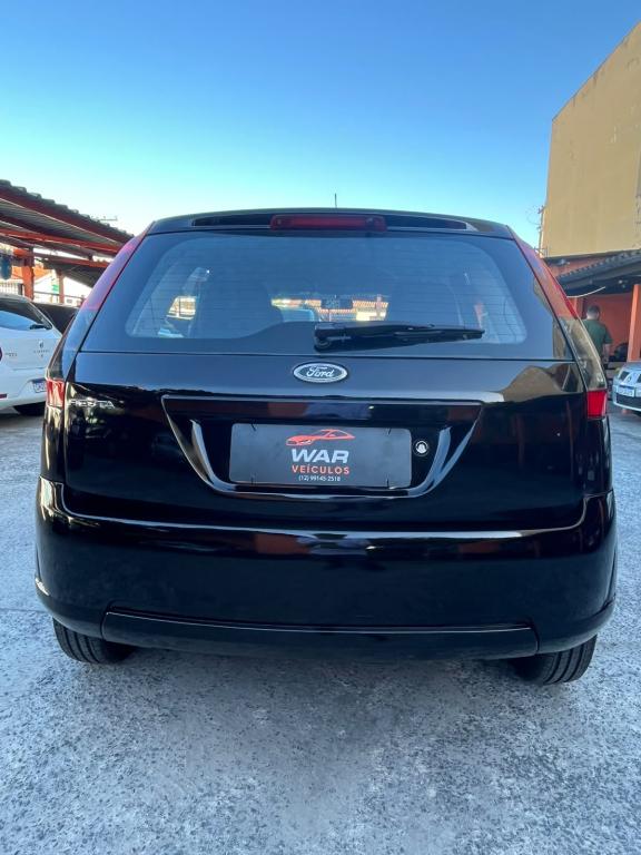 FORD Fiesta Hatch - Foto