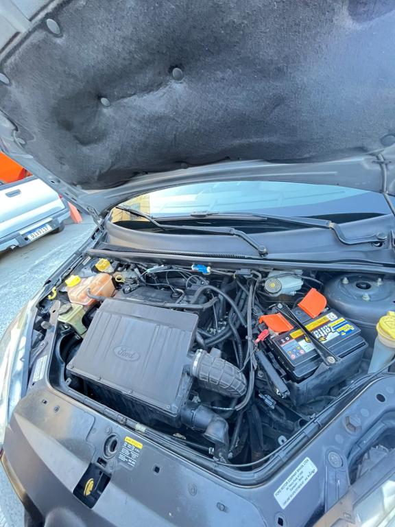 FORD Fiesta Hatch - Foto
