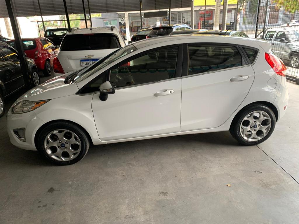 FORD Fiesta Hatch - Foto