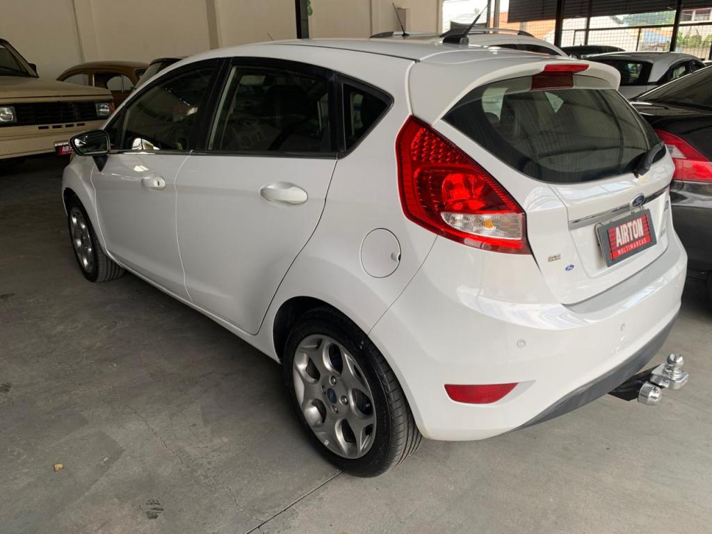 FORD Fiesta Hatch - Foto