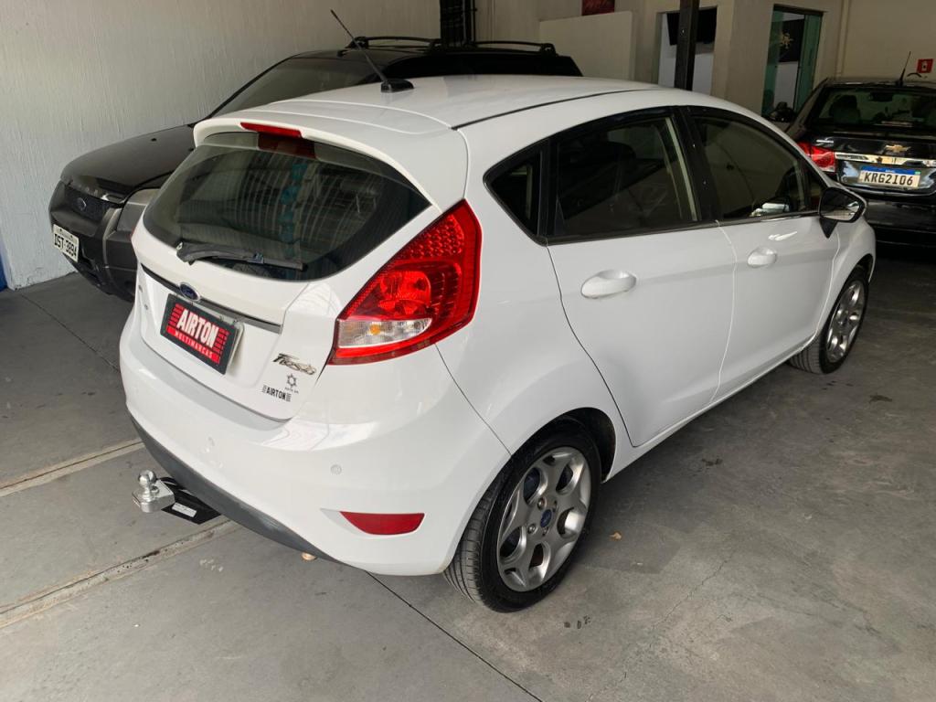 FORD Fiesta Hatch - Foto