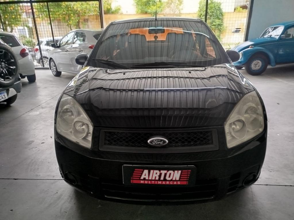 FORD Fiesta Sedan - Foto