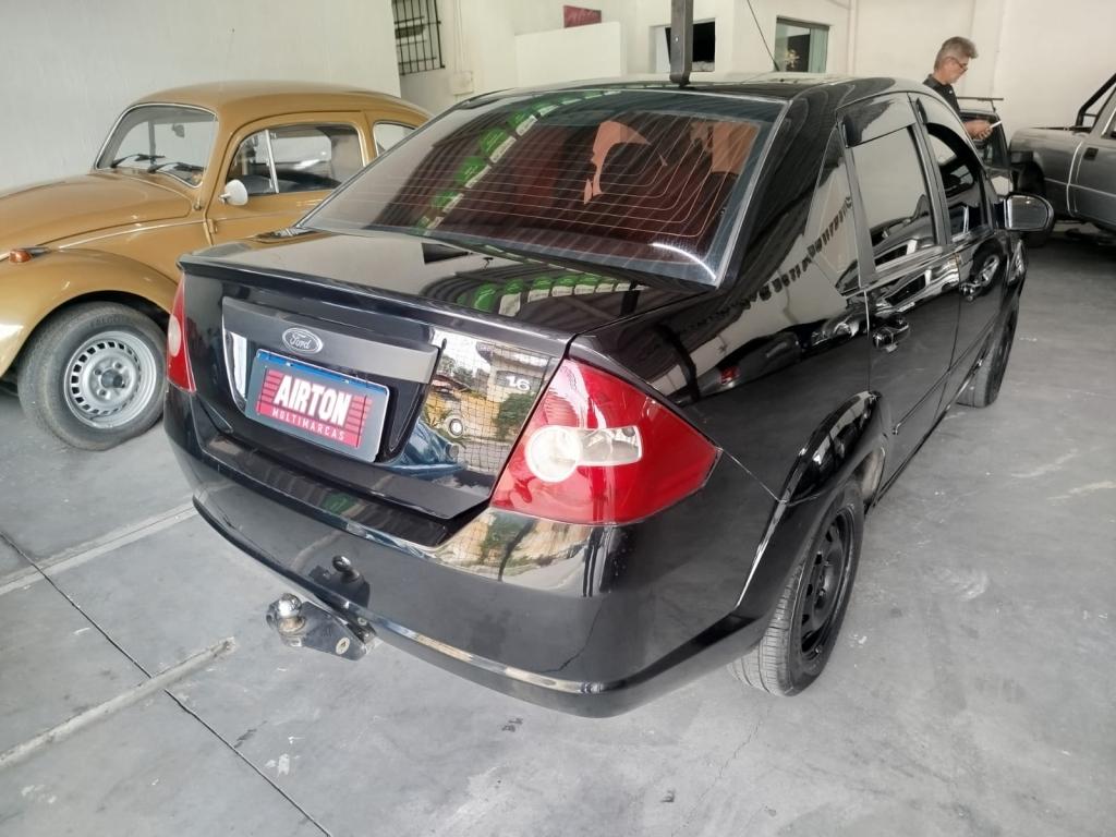 FORD Fiesta Sedan - Foto