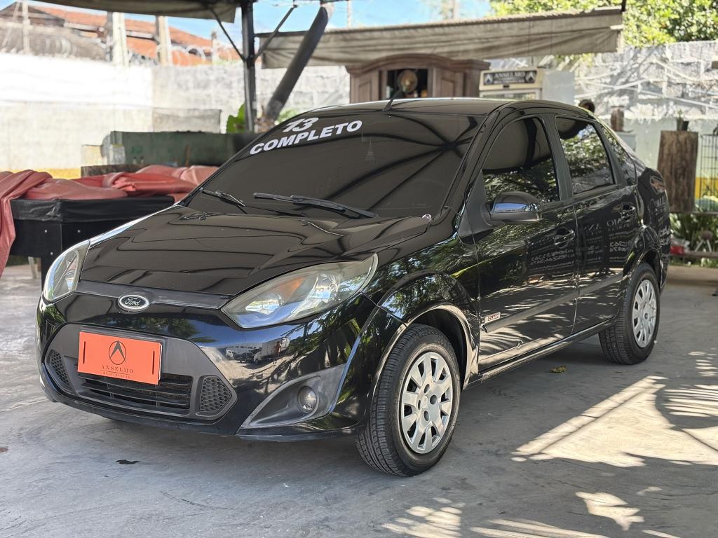 FORD Fiesta Sedan - Foto