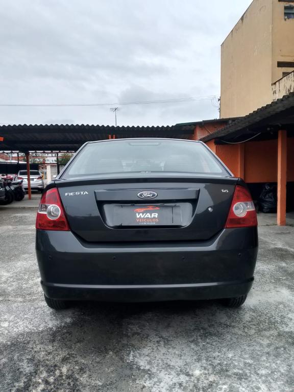 FORD Fiesta Sedan - Foto
