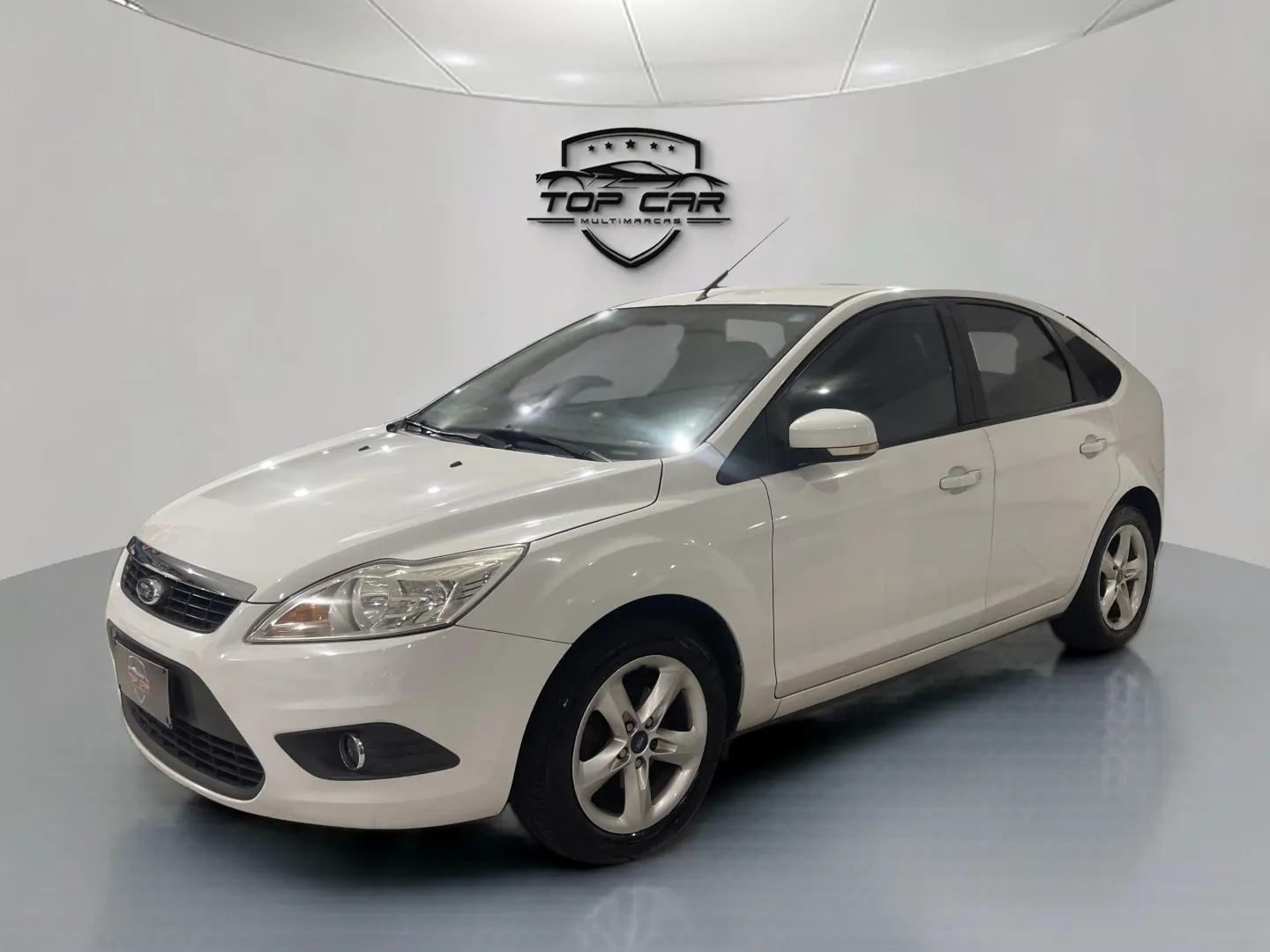 FORD Focus Hatch - Foto