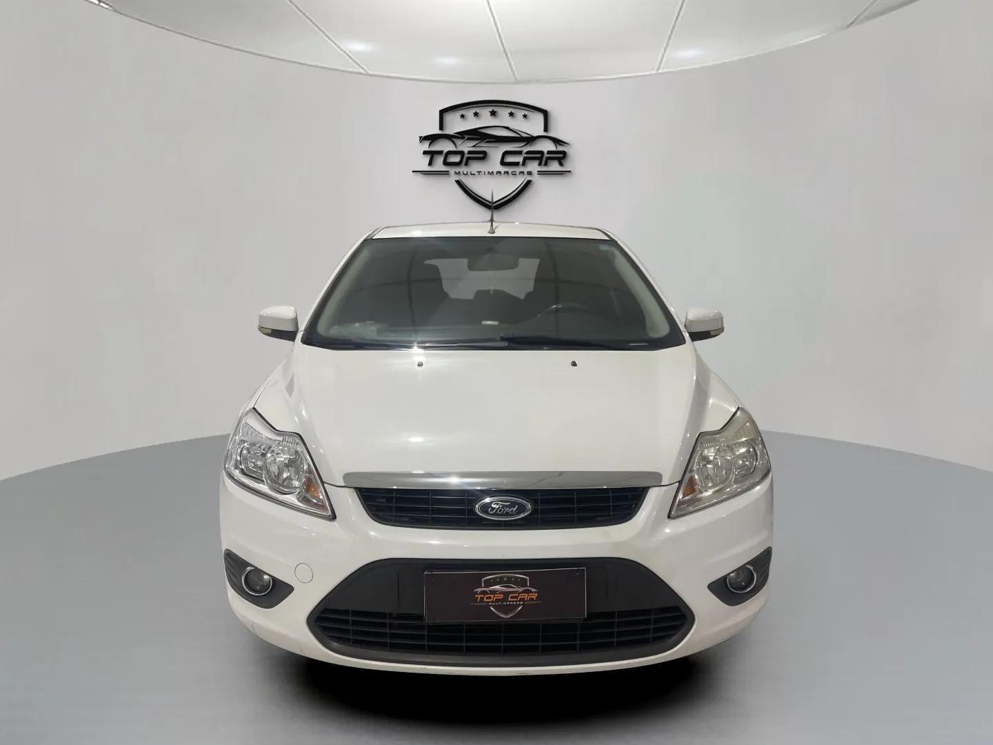FORD Focus Hatch - Foto