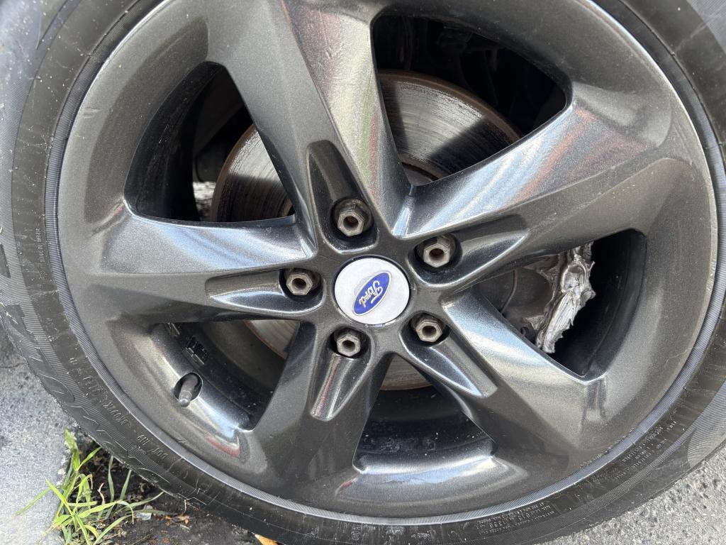 FORD Focus Sedan - Foto