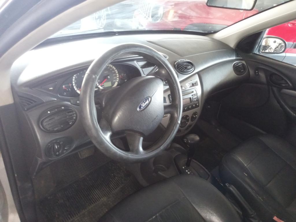 FORD Focus Sedan - Foto