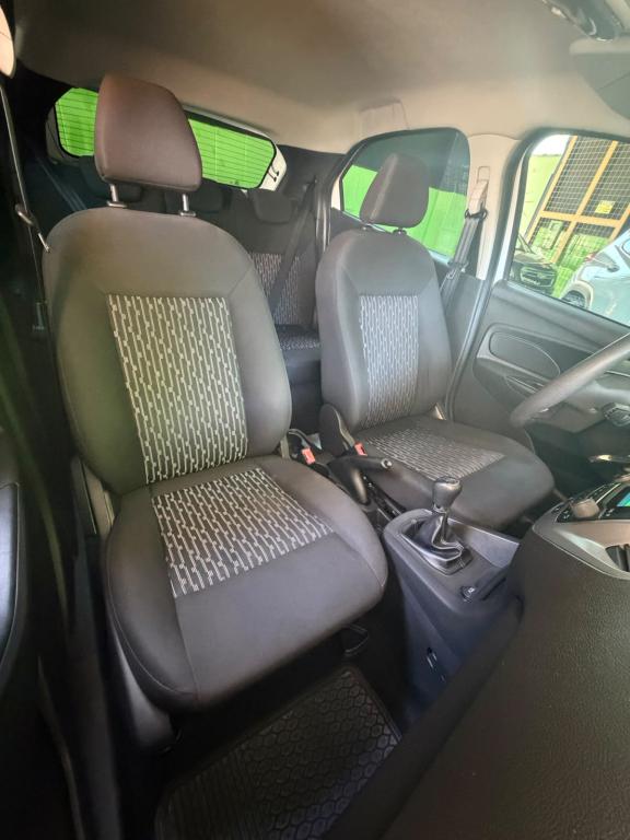 FORD Ka Hatch - Foto