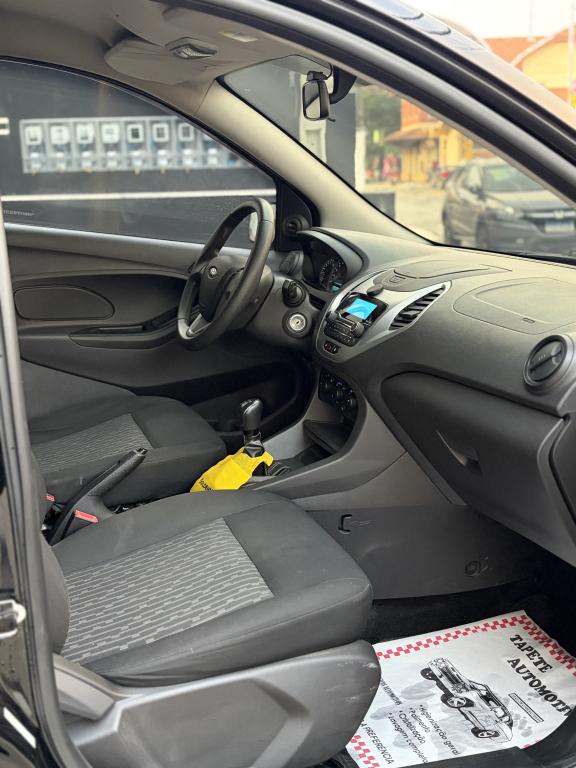 FORD Ka Hatch - Foto