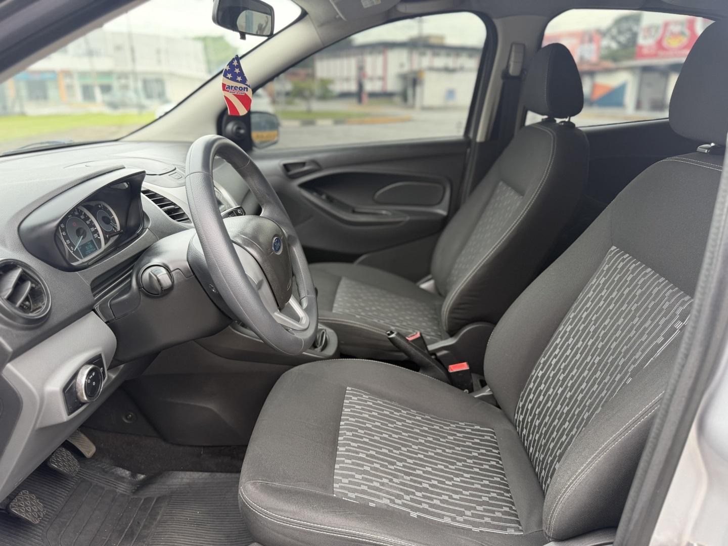 FORD Ka Hatch - Foto