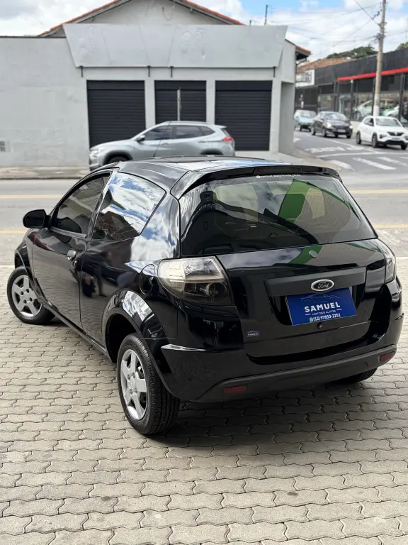 FORD Ka Hatch - Foto