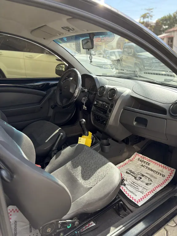 FORD Ka Hatch - Foto