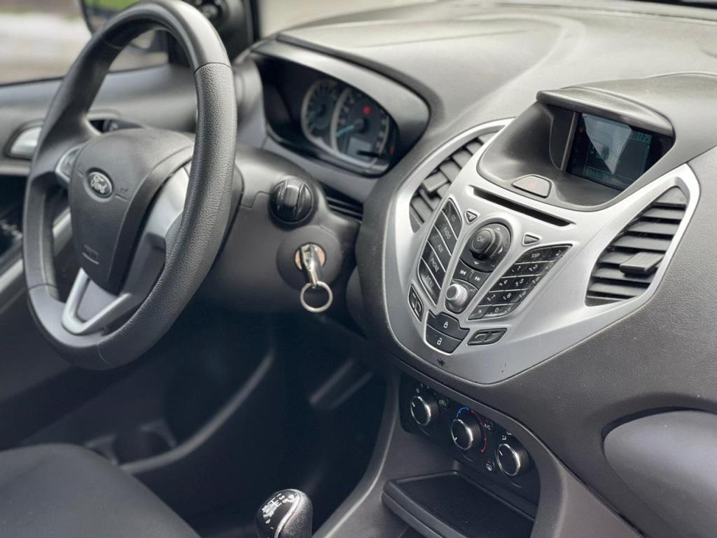 FORD Ka Hatch - Foto