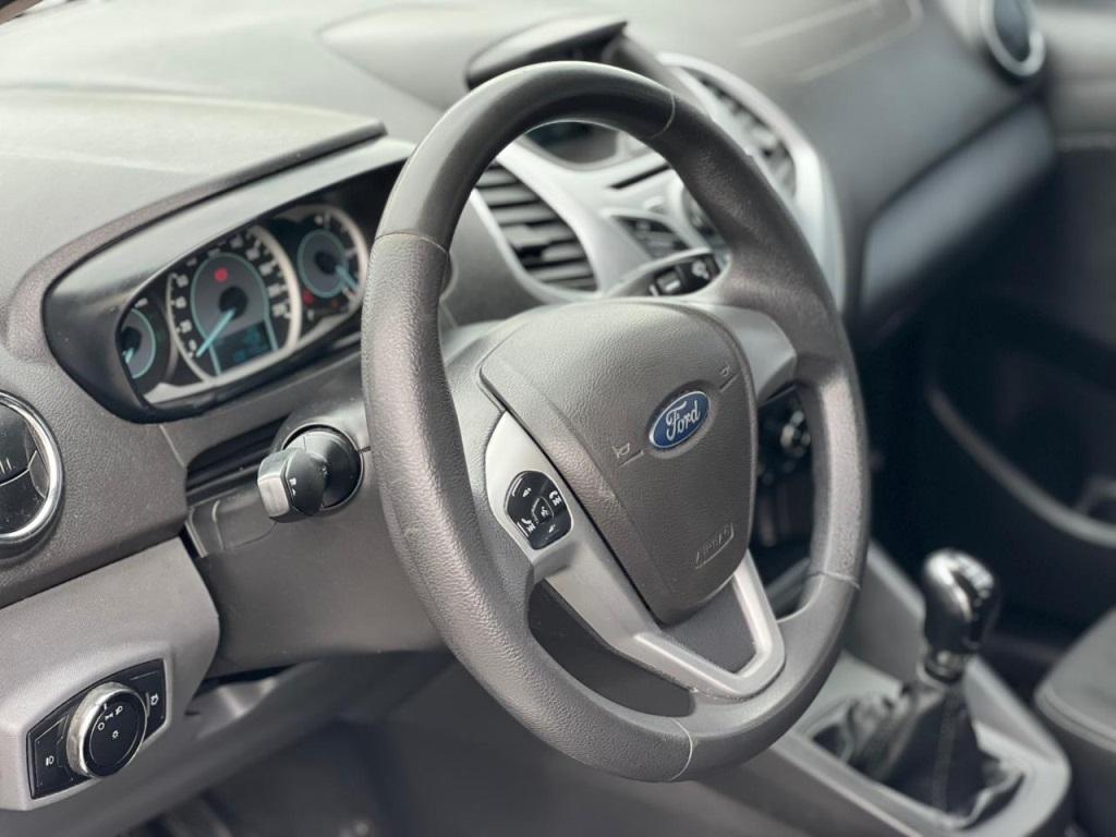 FORD Ka Hatch - Foto