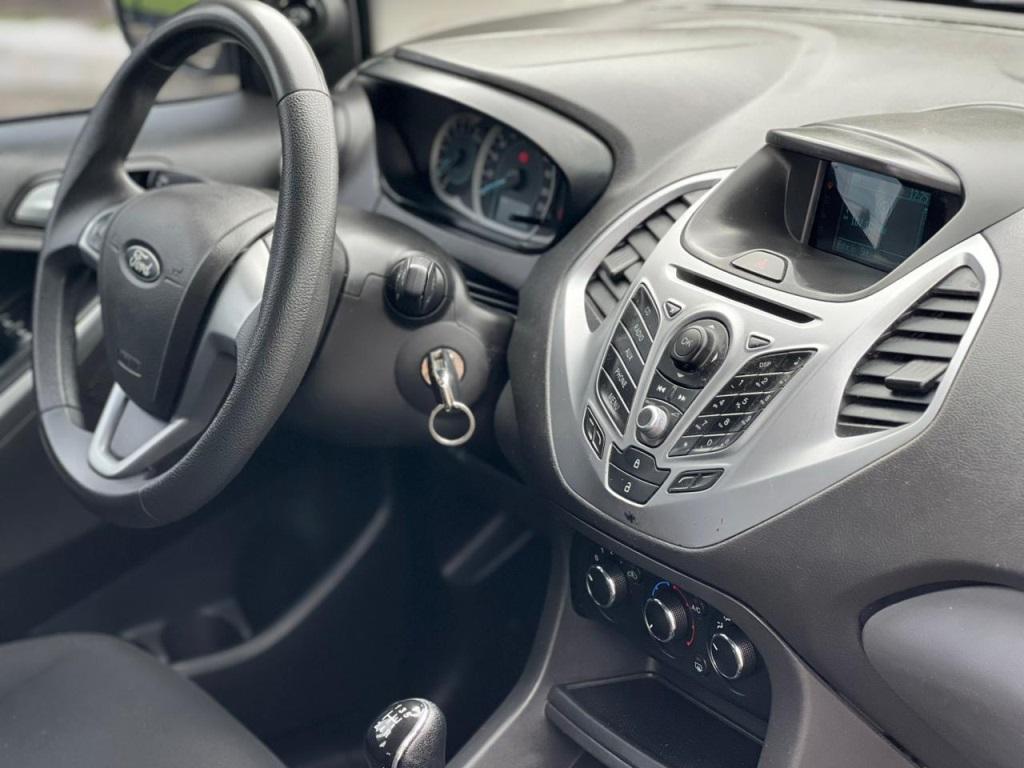 FORD Ka Hatch - Foto