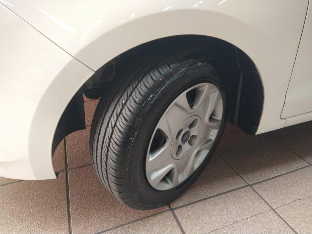 FORD Ka + Sedan - Foto