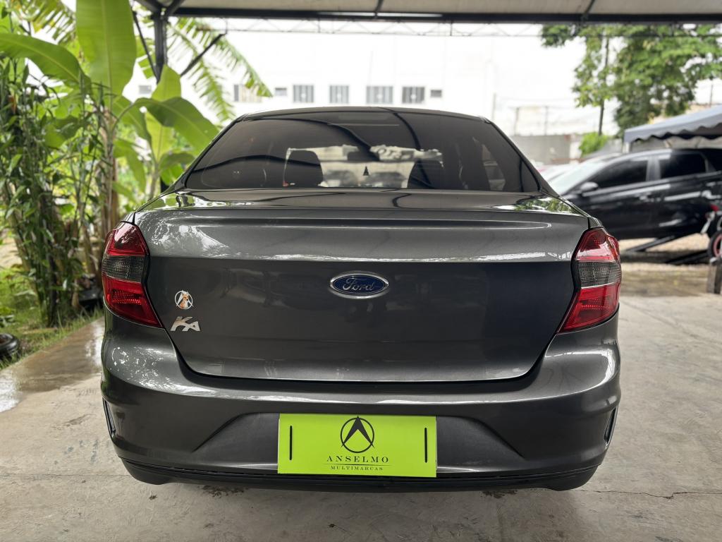 FORD Ka + Sedan - Foto