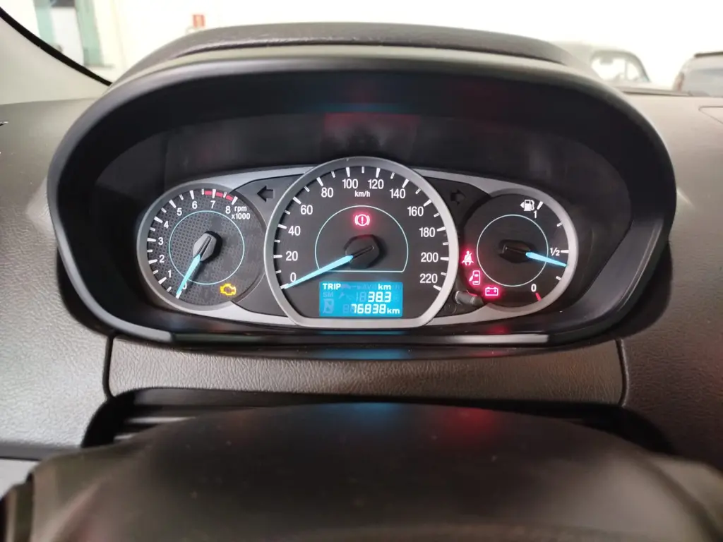 FORD Ka + Sedan - Foto