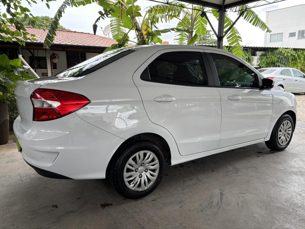 FORD Ka + Sedan - Foto