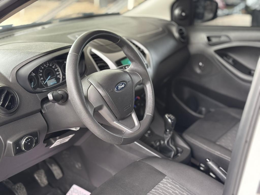 FORD Ka + Sedan - Foto