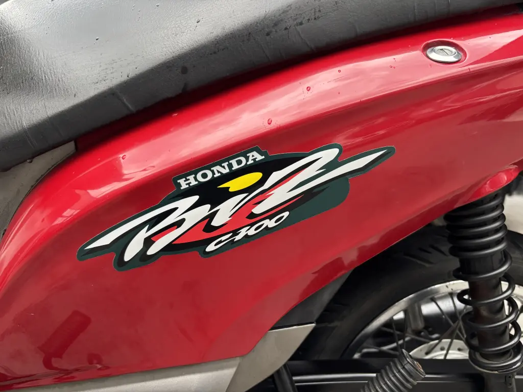 HONDA Biz 100 - Foto
