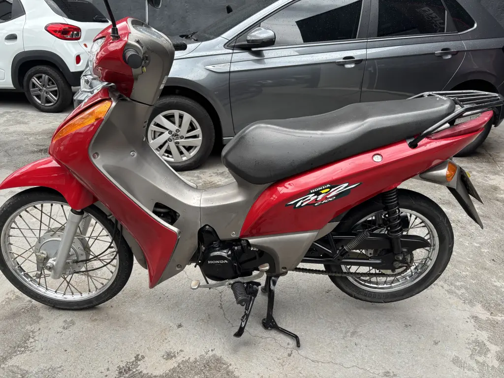 HONDA Biz 100 - Foto