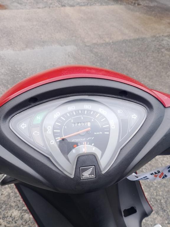 HONDA Biz 110 I - Foto