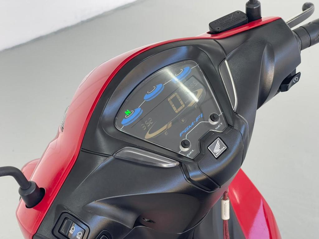 HONDA Biz 125 - Foto