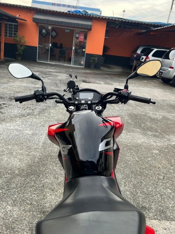 HONDA CB 250 F Twister - Foto