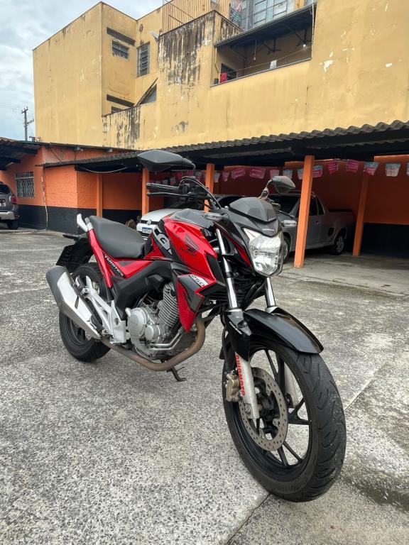 HONDA CB 250 F Twister - Foto