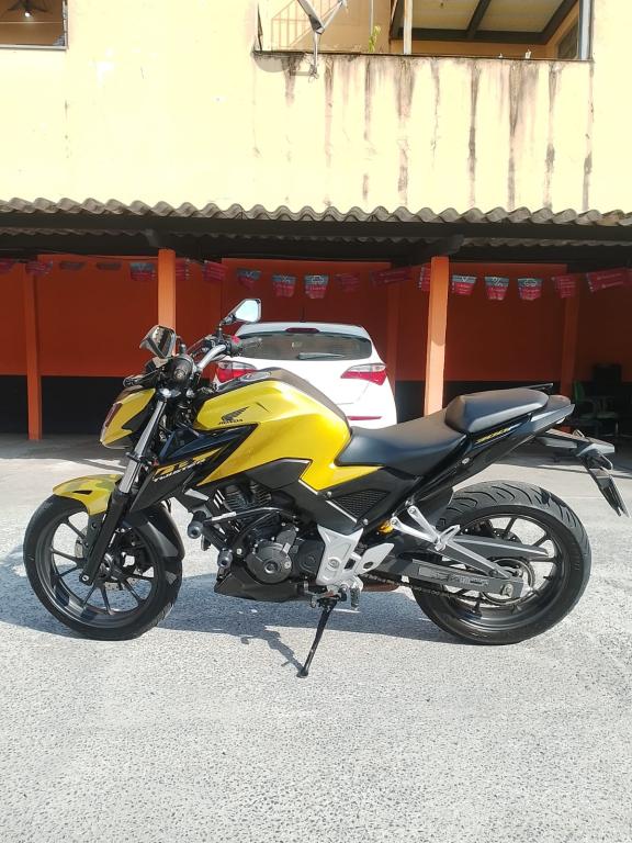 HONDA CB 300 F Twister - Foto