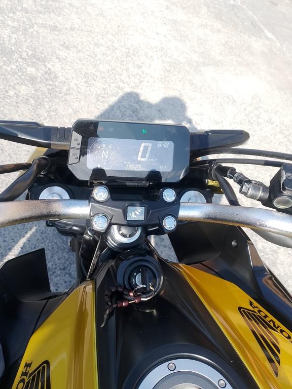 HONDA CB 300 F Twister - Foto