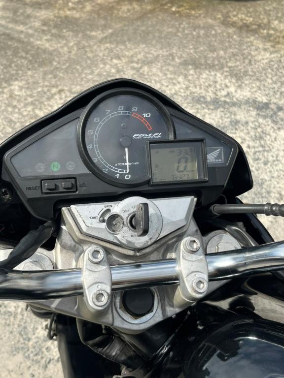 HONDA CB 300 R - Foto