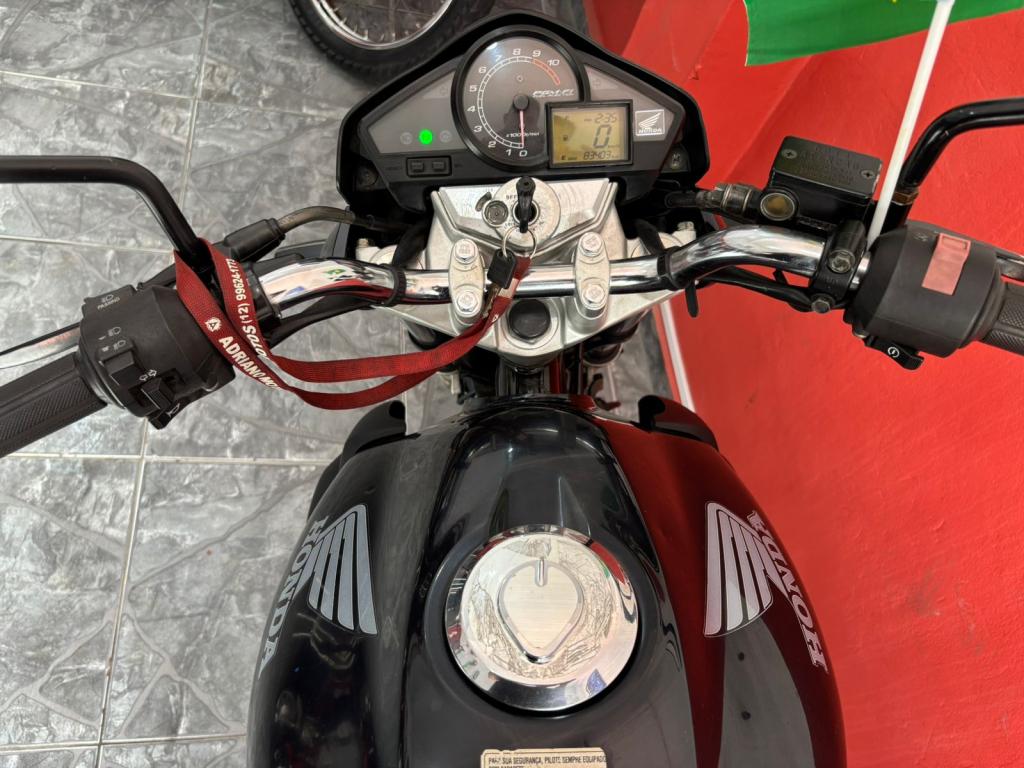 HONDA CB 300 R - Foto