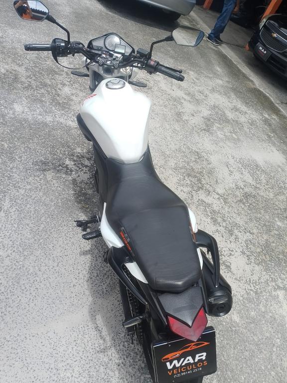 HONDA CB 300 R - Foto