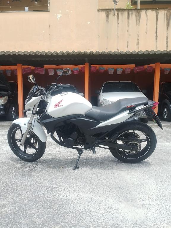 HONDA CB 300 R - Foto