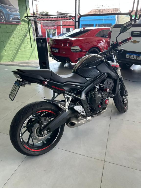 HONDA CB 650 F - Foto