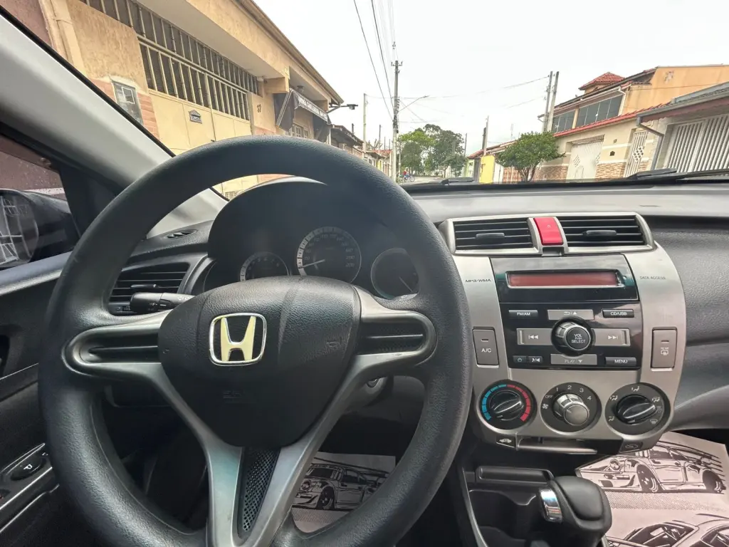 HONDA City Sedan - Foto