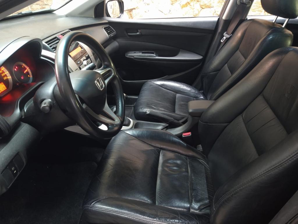 HONDA City Sedan - Foto