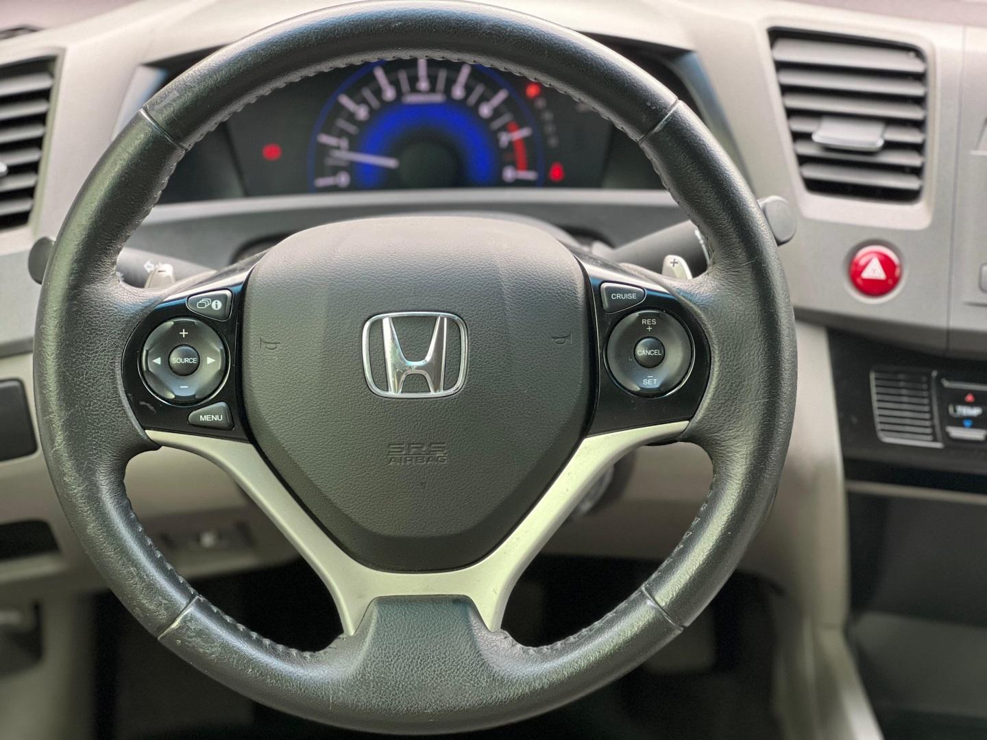HONDA Civic - Foto