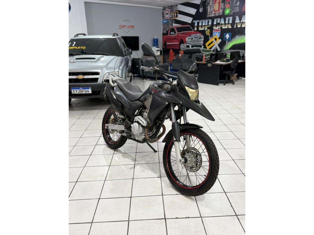 HONDA XRE 300 - Foto