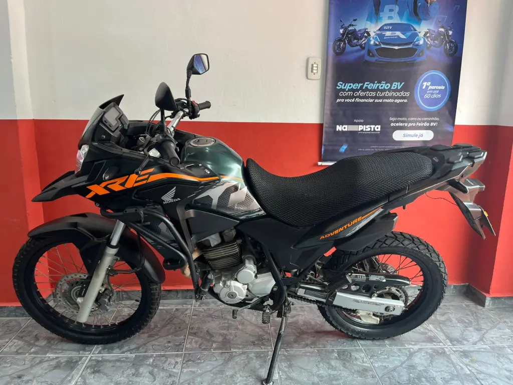 HONDA XRE 300 - Foto