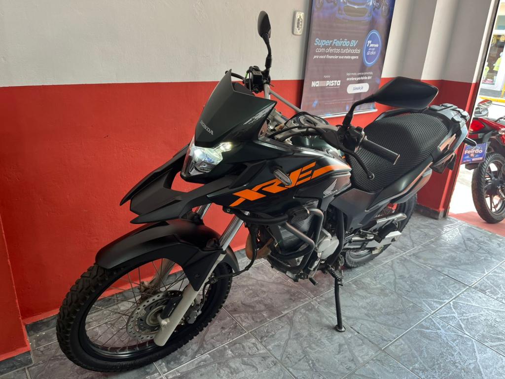 HONDA XRE 300 - Foto