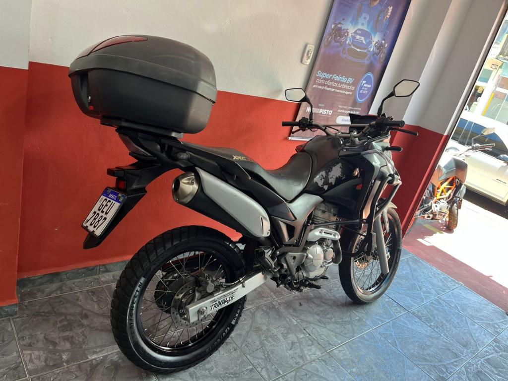 HONDA XRE 300 - Foto