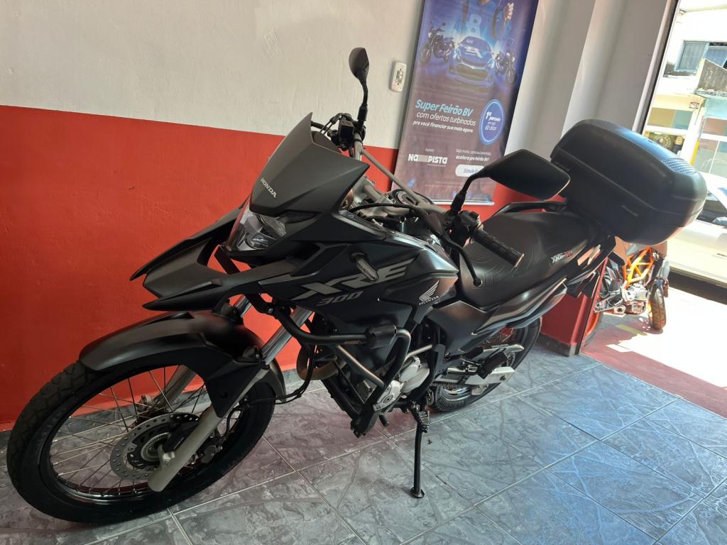 HONDA XRE 300 - Foto