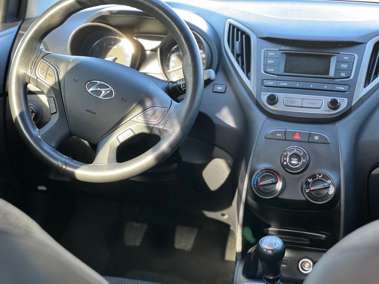 HYUNDAI HB 20 Hatch - Foto
