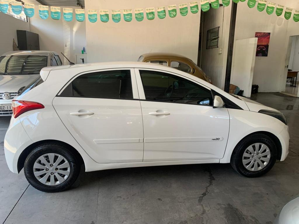 HYUNDAI HB 20 Hatch - Foto
